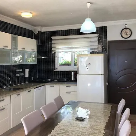 Bodrum Ortakent Denize Sifir Villa Villa