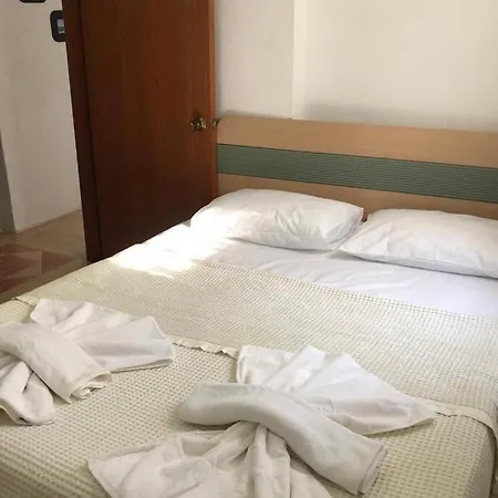 Bodrum Ortakent Denize Sifir Villa