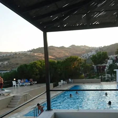 Bodrum Ortakent Denize Sifir Villa Villa *